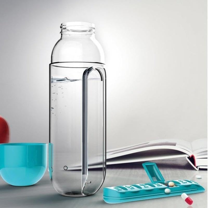2-in-1 hydration bottle with seven individual pill storage compartments