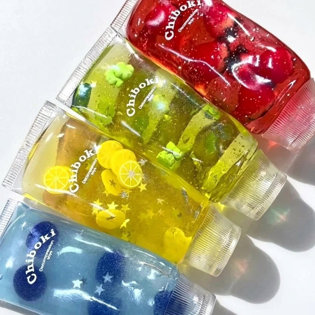 Fruit-filled maltose squishy toy with soft squeeze design