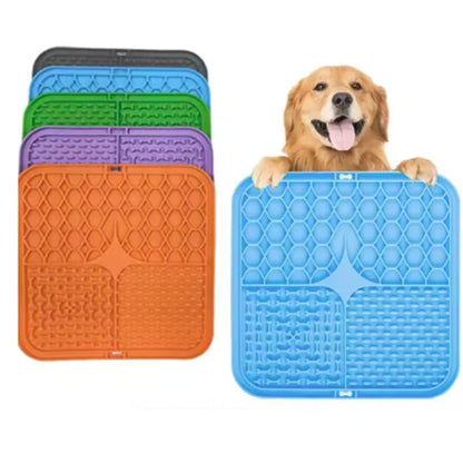 Green silicone lick pad
