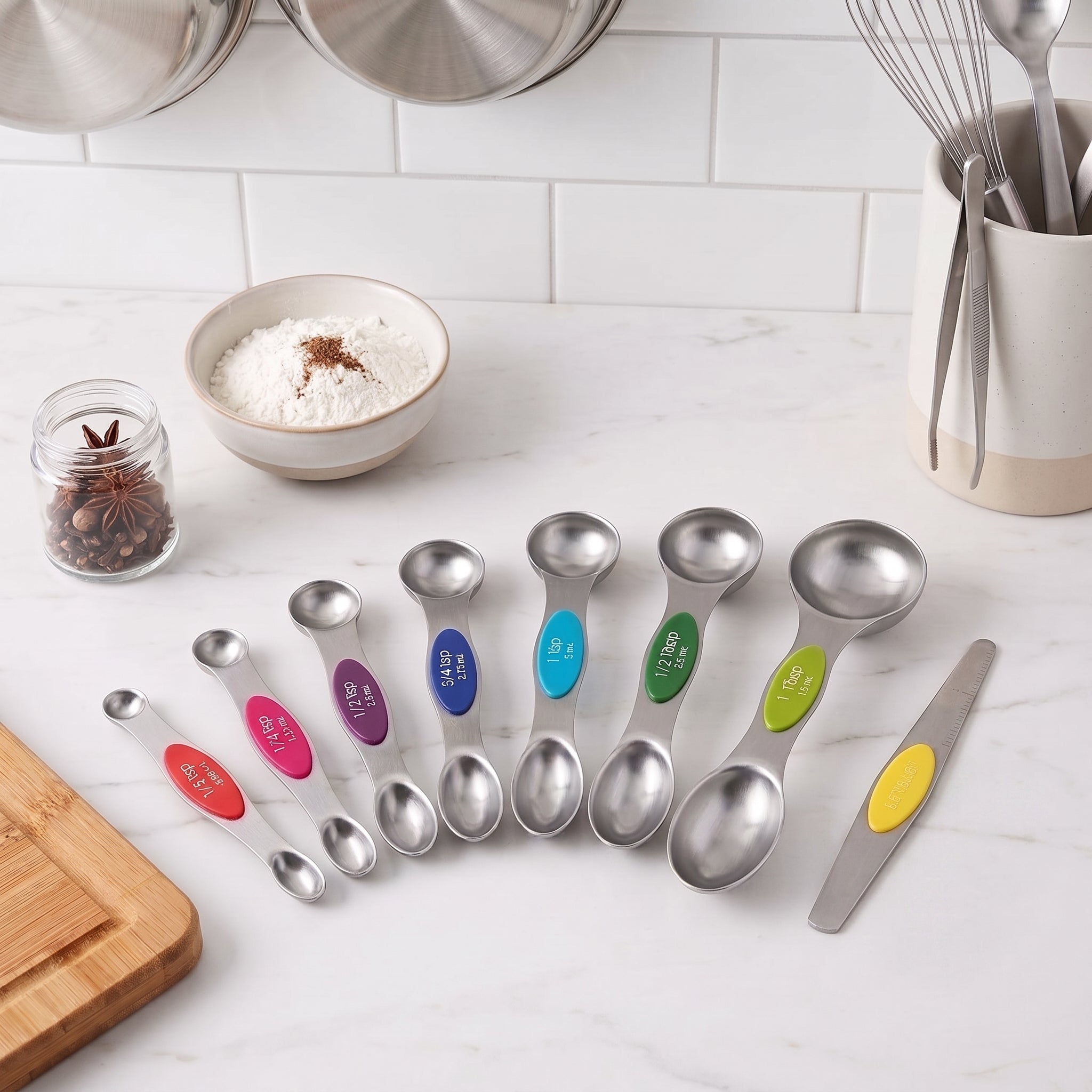Stainless Steel Magnetic Measuring Spoons Set with Leveler